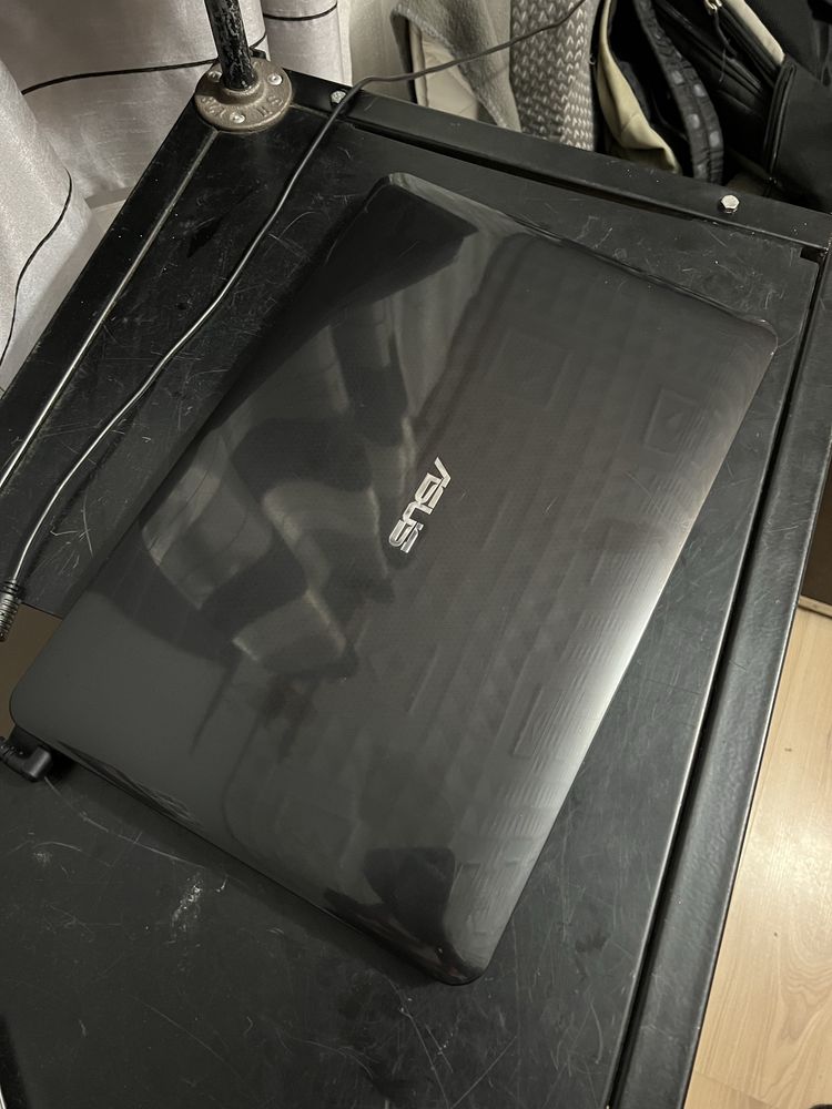 Laptop Asus  i3/ 1T /4G RAM