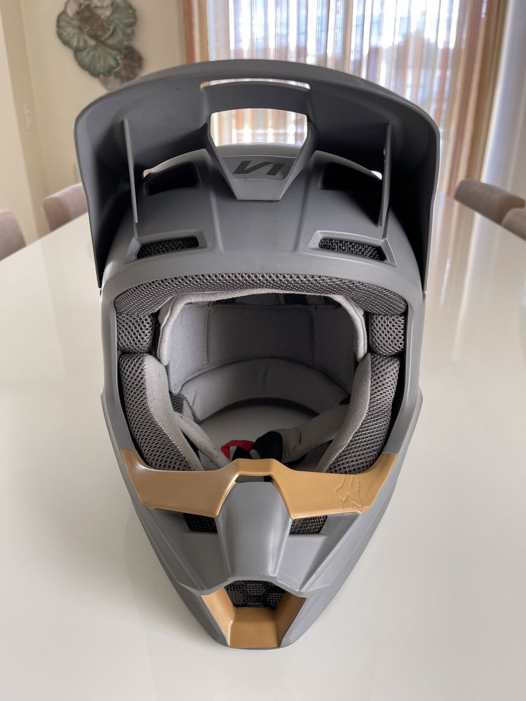 Capacete Fox V1 Cinzento