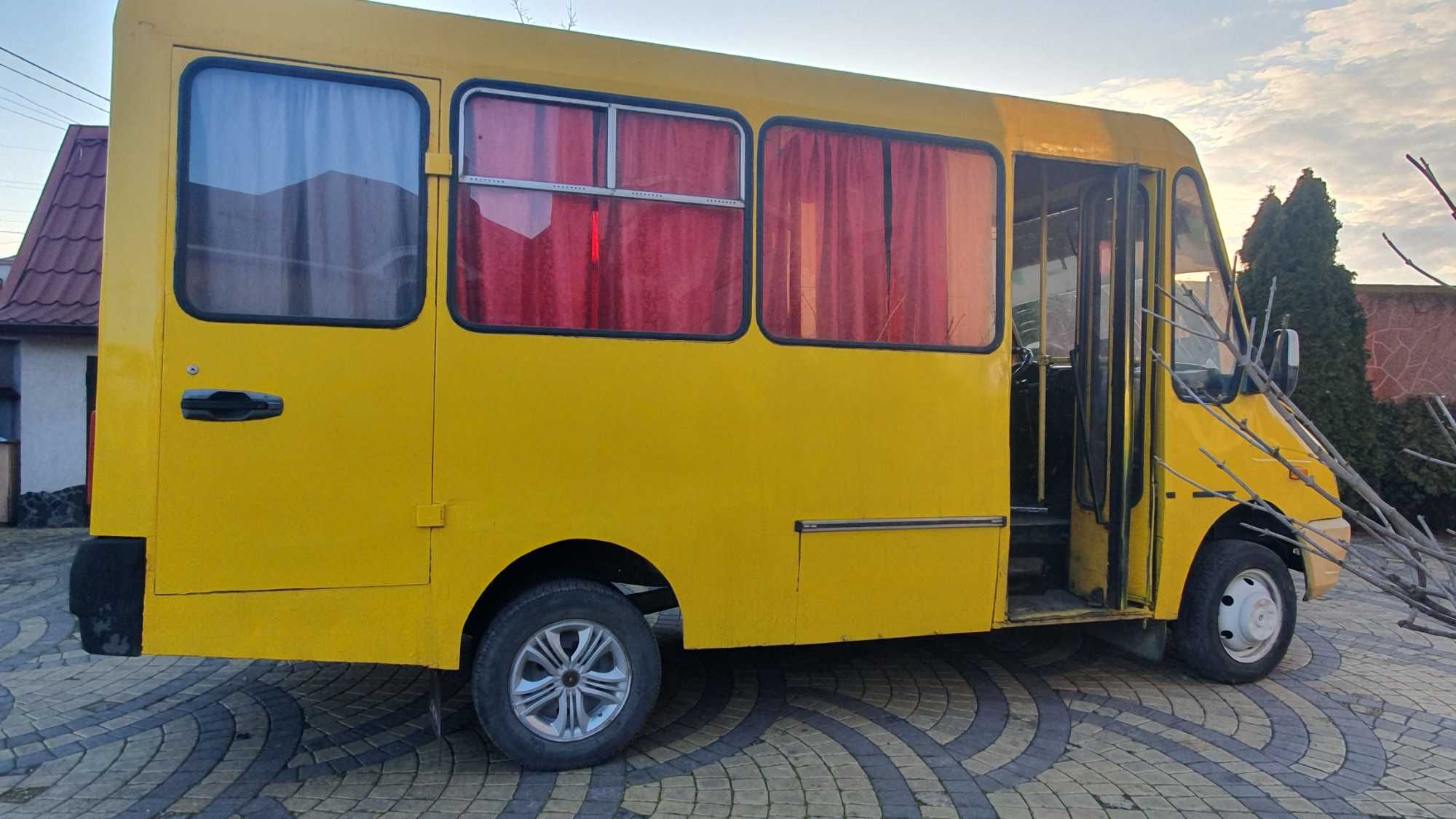 Микроавтобус БАЗ-2215 "Дельфин" Газель