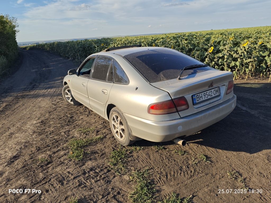 Mitsubishi Galant 7