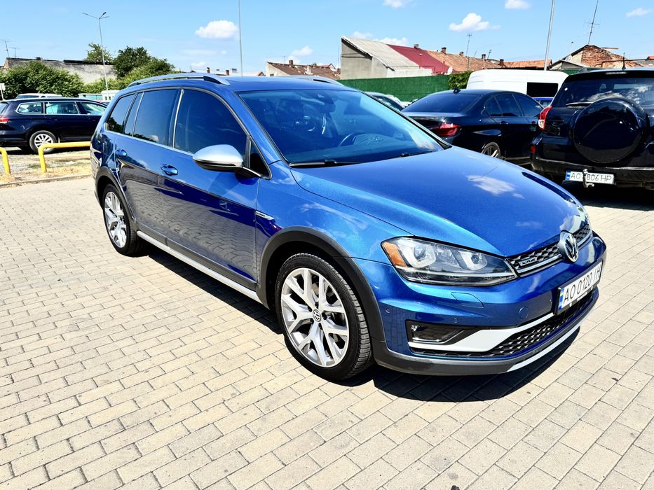 Volkswagen Golf Alltrack 2017 • 1.8 TSI • 4Motion • DQ250