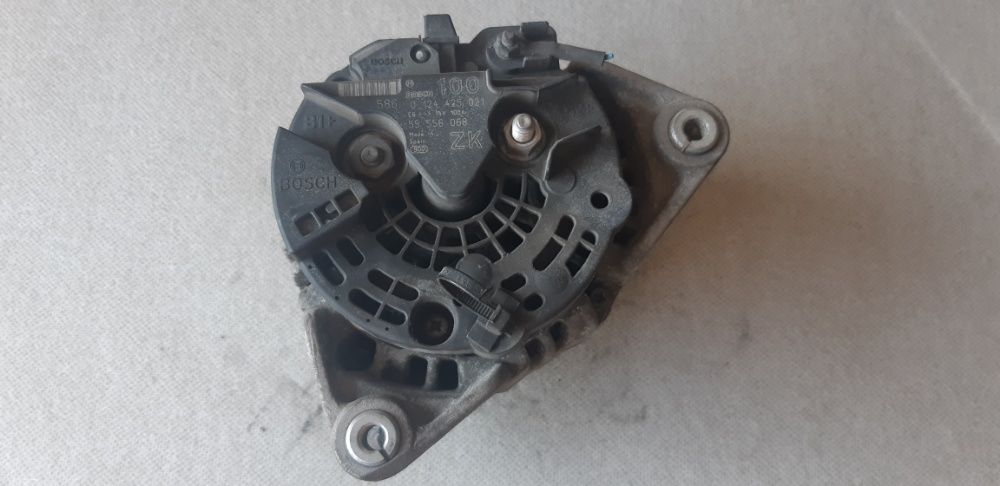 Opel Astra H Alternator 1.4 90KM