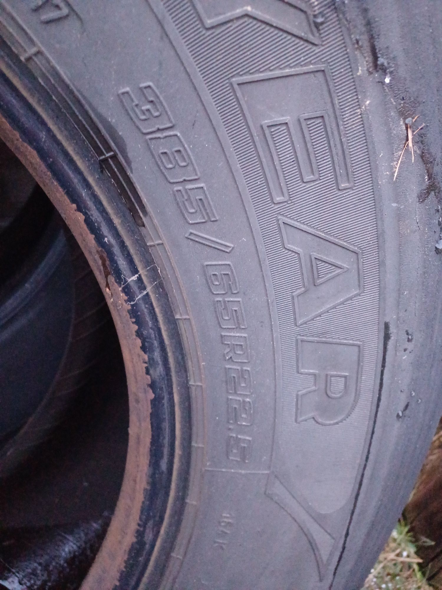 3 Opony 385/65R 22.5 i 2 opony 315/70 R22.5