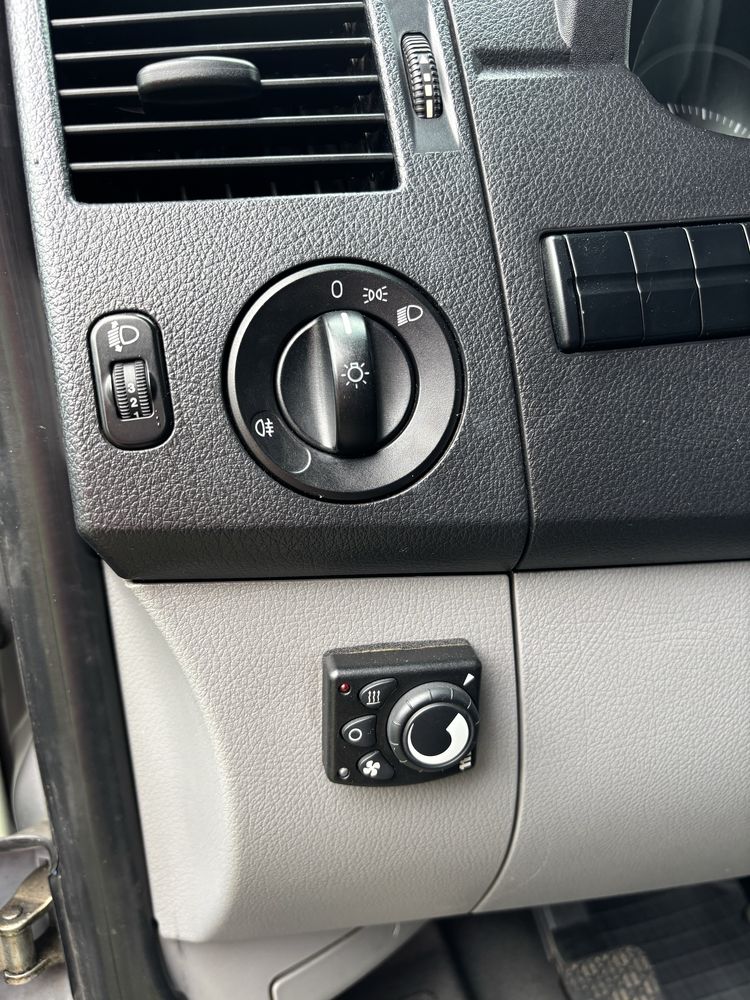 Volkswagen Crafter 2,5 TDI 2009 СПАРКА!!!