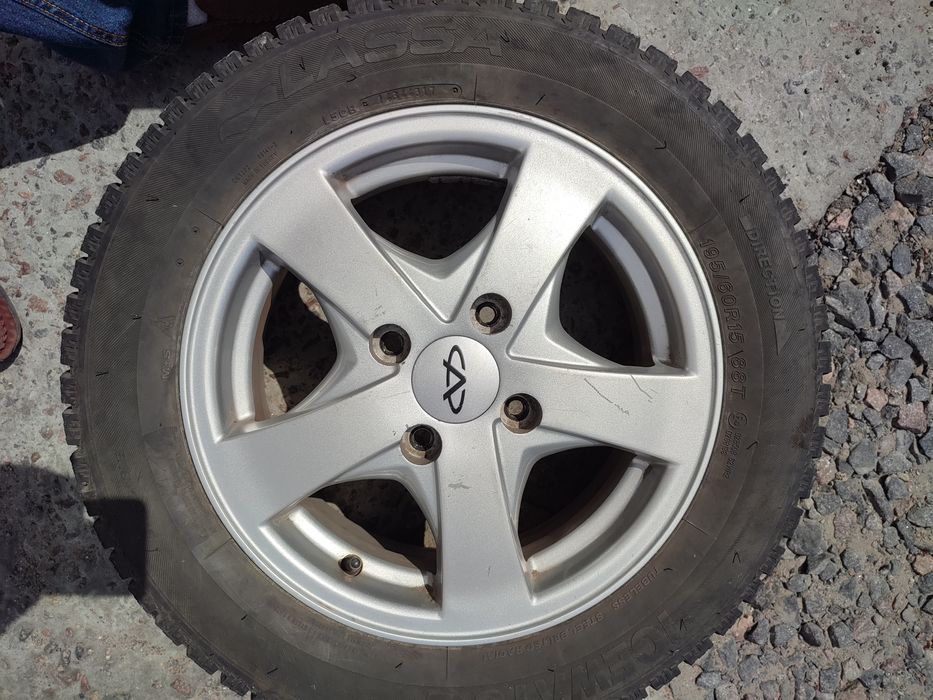 Продам колесный диск (запаска полноразмерная) с Чери Элара р15