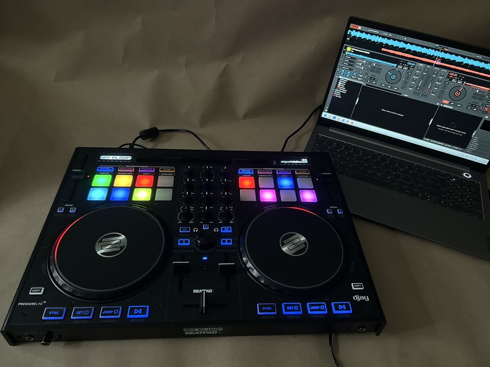 Kontroler DJ Reloop BeatPad 2 + słuchawki RPH-20
