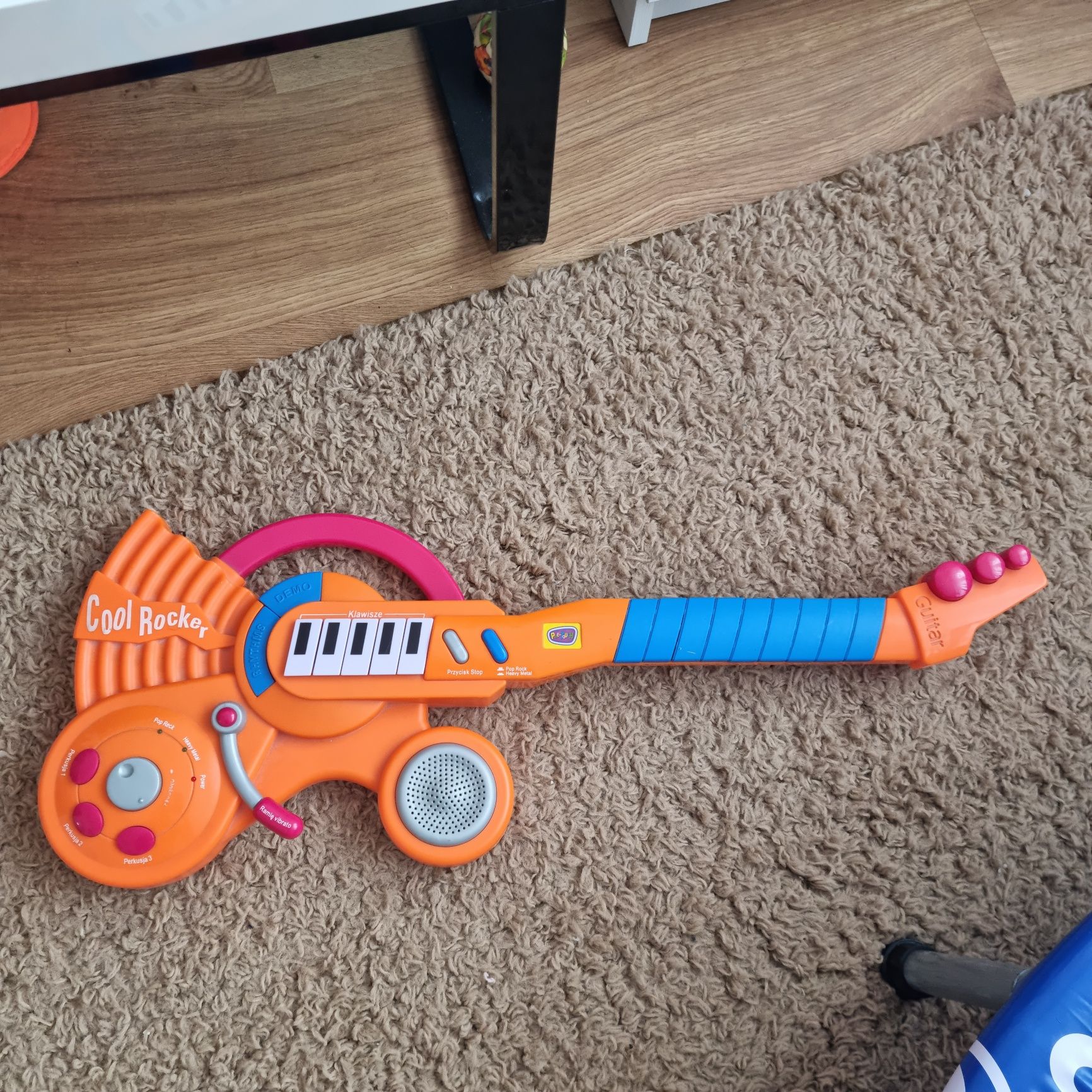 Gitara rockowa dla dzieci.