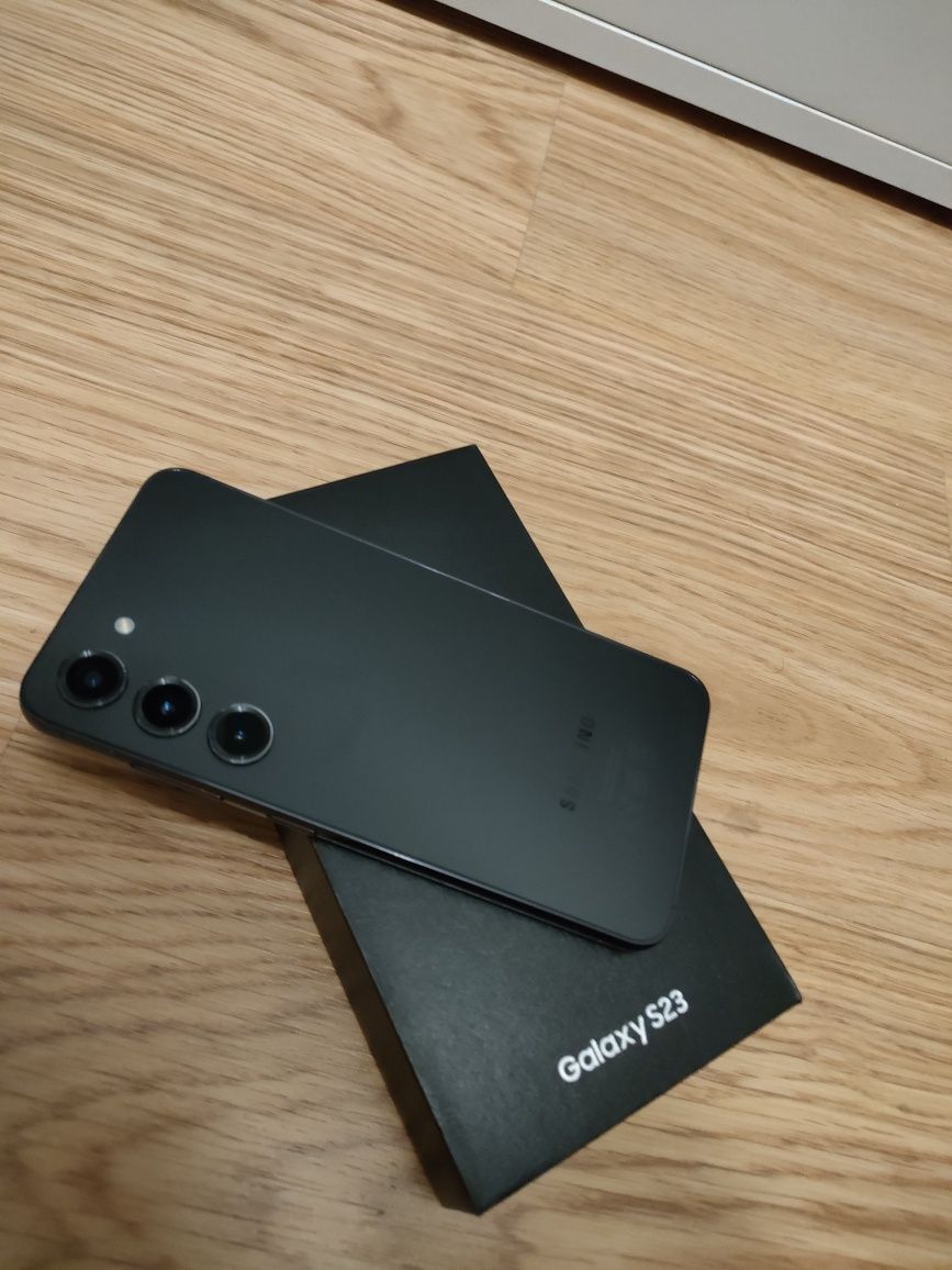 Samsung S23 256GB, Como Novo, Garantia, Com Caixa