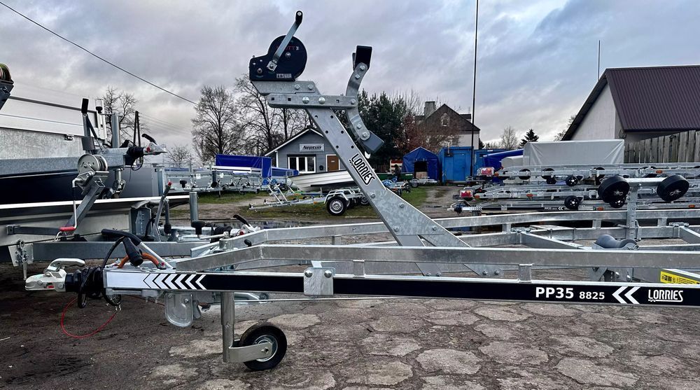 Przyczepa podłodziowa 3500DMC Lorries pod jachtPP35-8825 do 860cm!