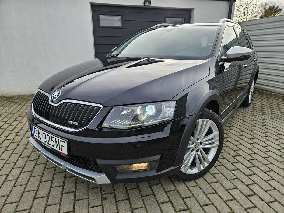 Skoda Octavia SCOUT 2.0 TDI 150KM 4x4 LED kamera NAVI zadbany BDB STAN serwis ASO