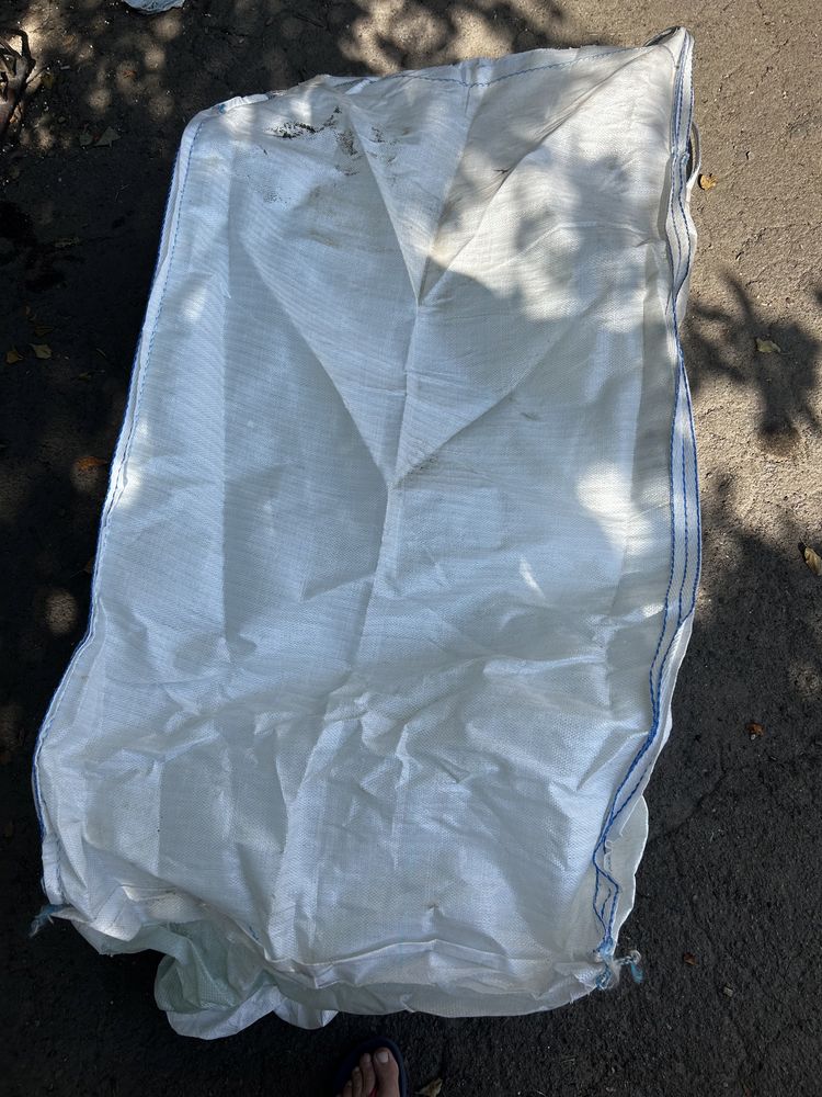 Продам біг-бег під зернові