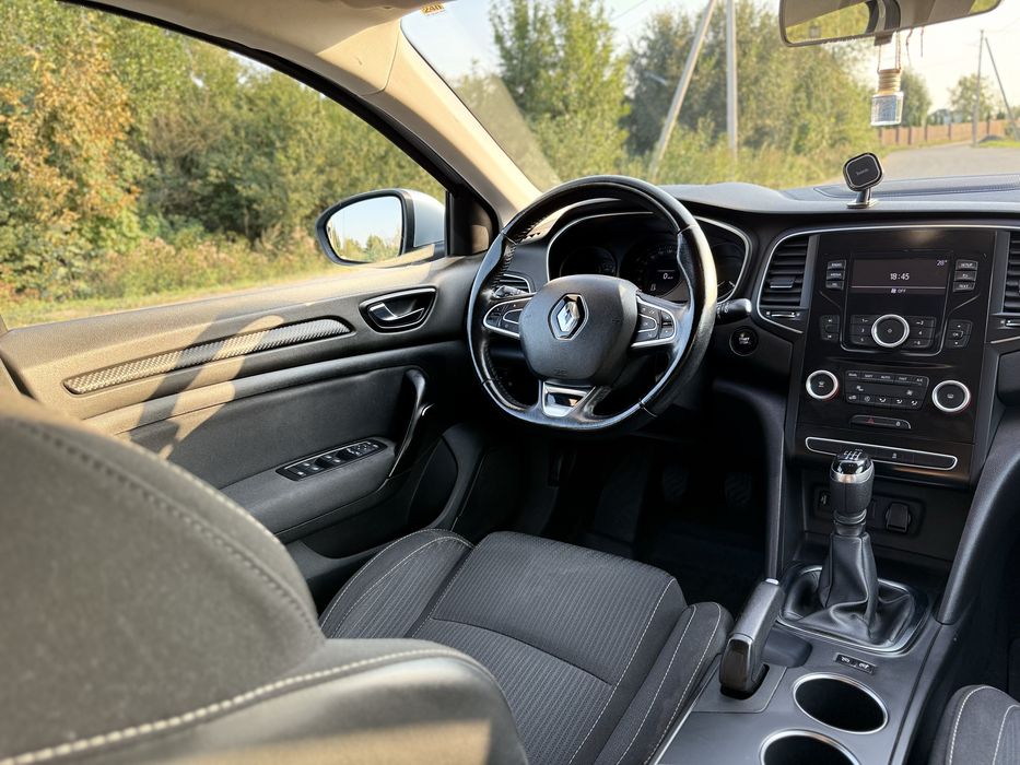 Renault Megane IV ( 2017рік)