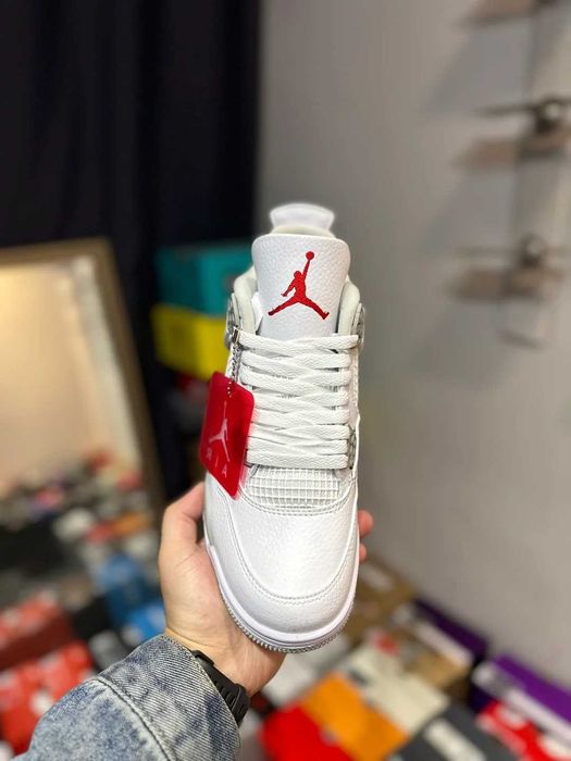 Buty-Trampk-Jordan 4 retrotechwhiteOre R.40