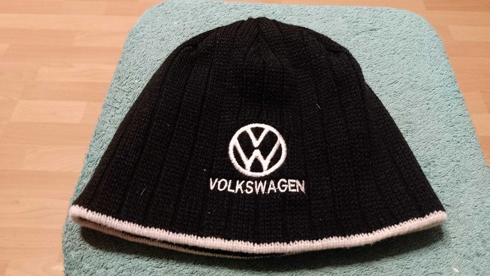 Zimowa czapka VW VOLKSWAGEN wełna stan idealny