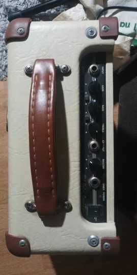 Lampowy wzmacniacz gitarowy Bugera BC15