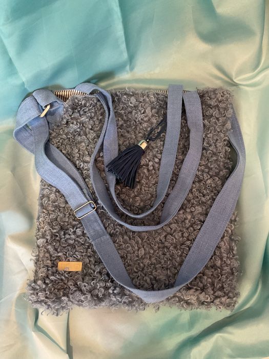 Niepowtarzalna torba shoperka w niebieskich tonacjach