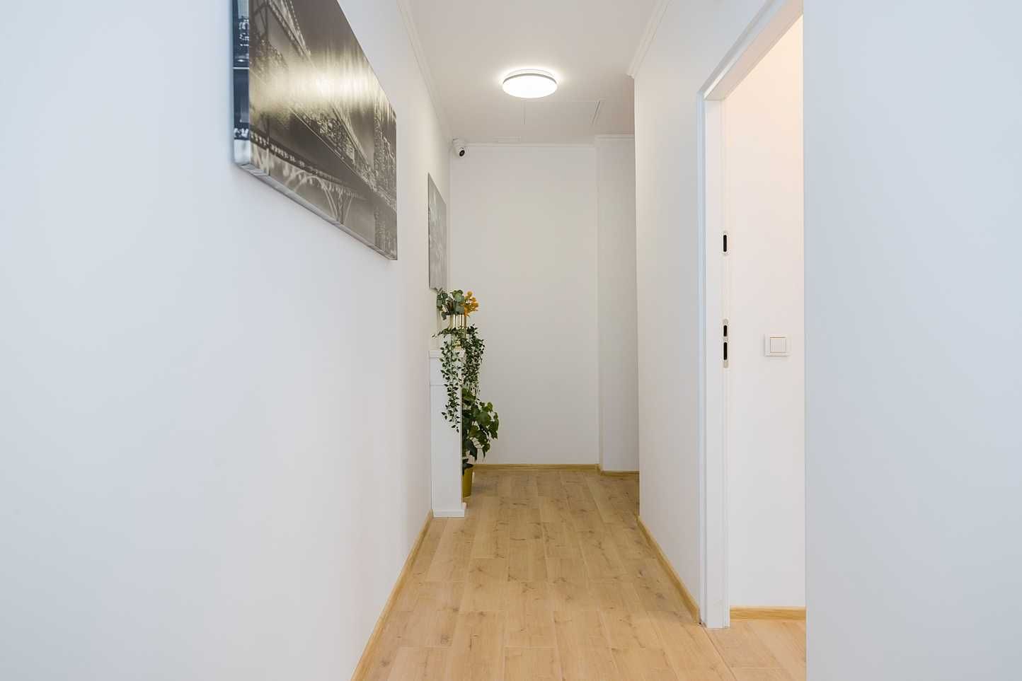 Studio do wynajęcia na dni lub tygodnie – blisko Stadionu Narodowego
