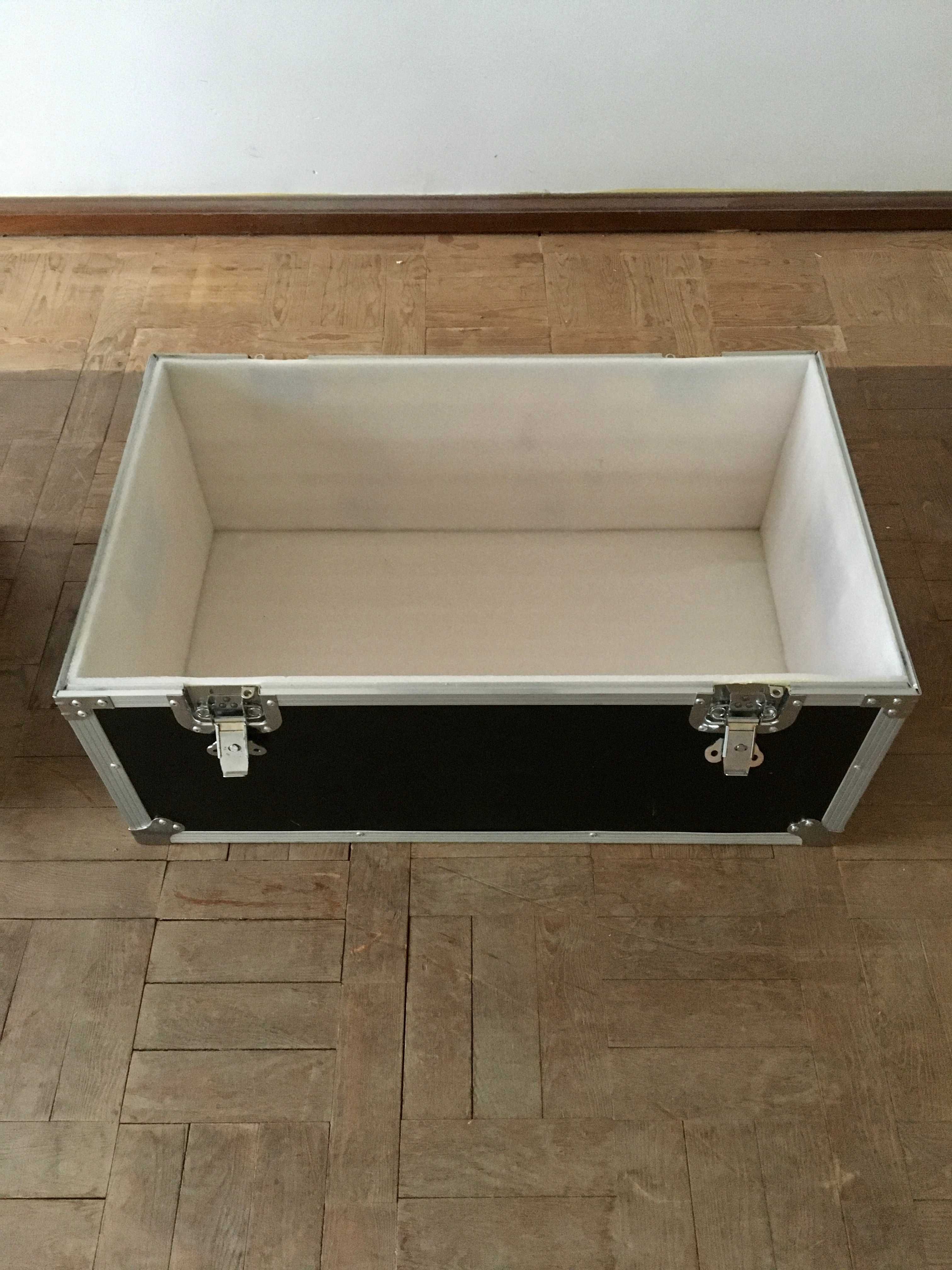 Flight Case - Like New