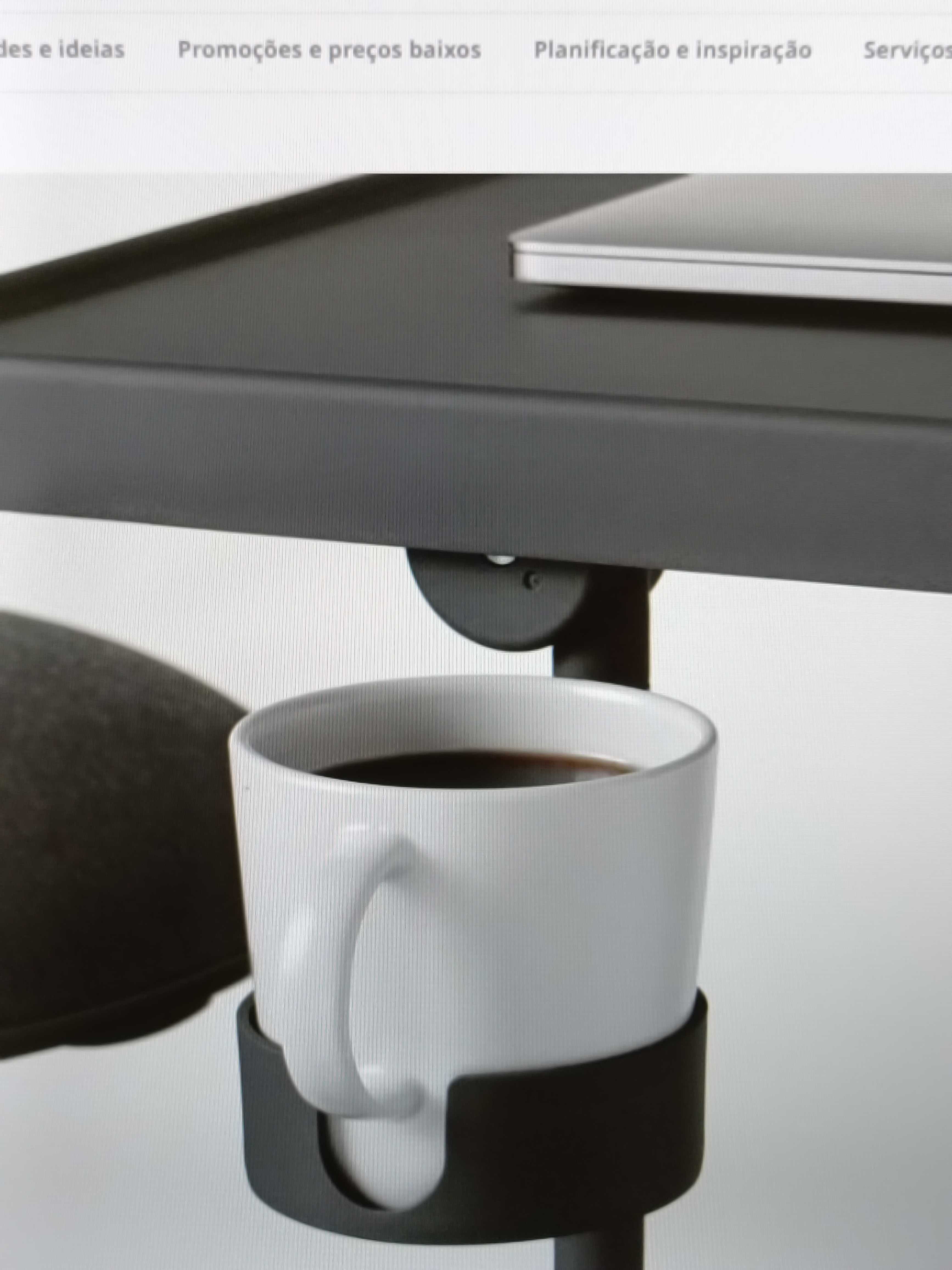 Mesa suporte IKEA embalado