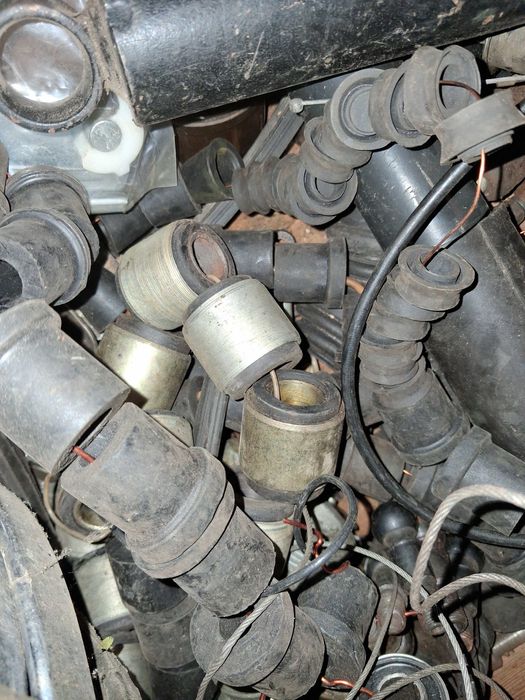 Запчасти на москвич 2140