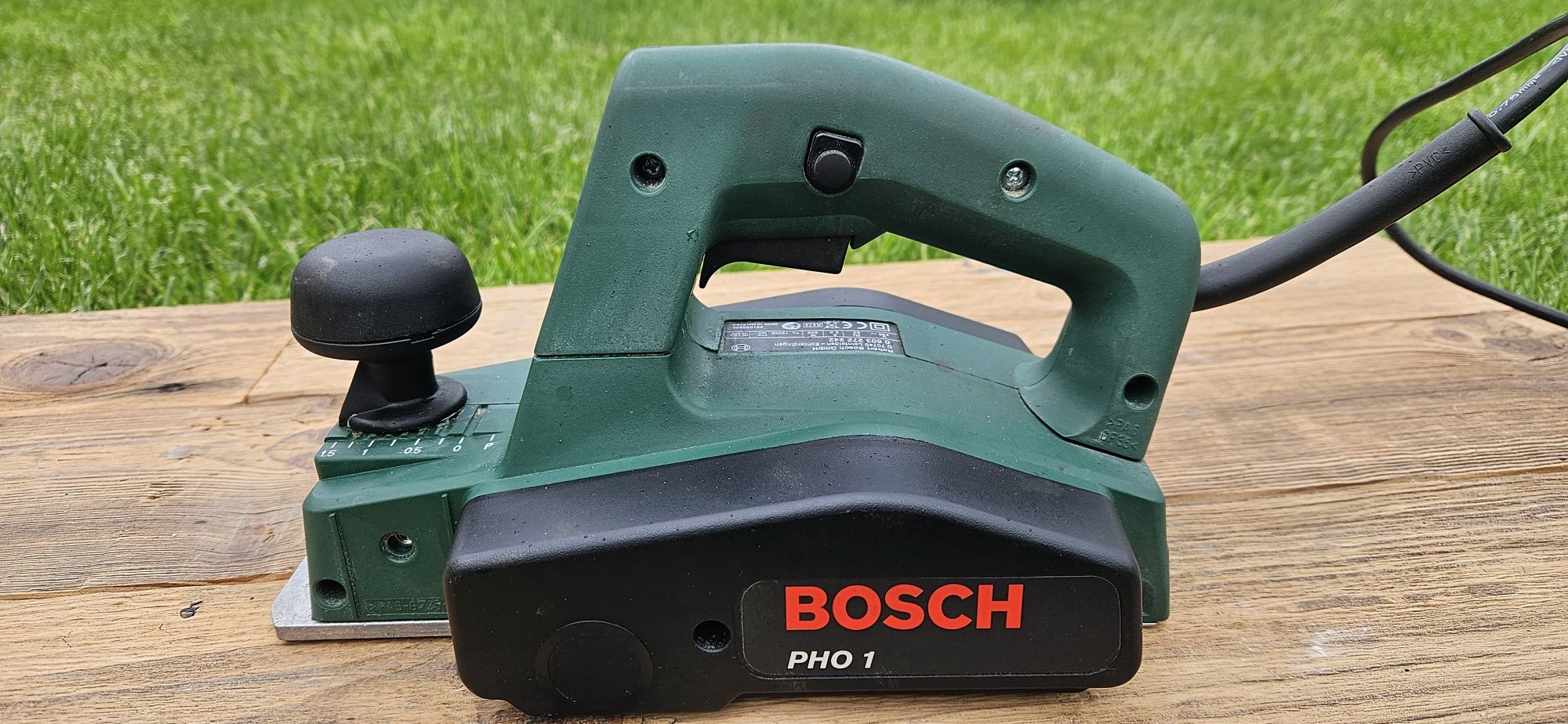 Strugarka elektryczna Bosch PHO 1 500W