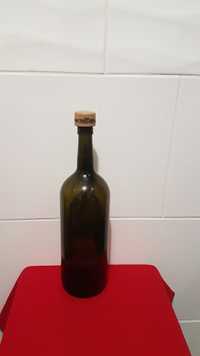 Butelka ciemna 2- litrowa z PRL