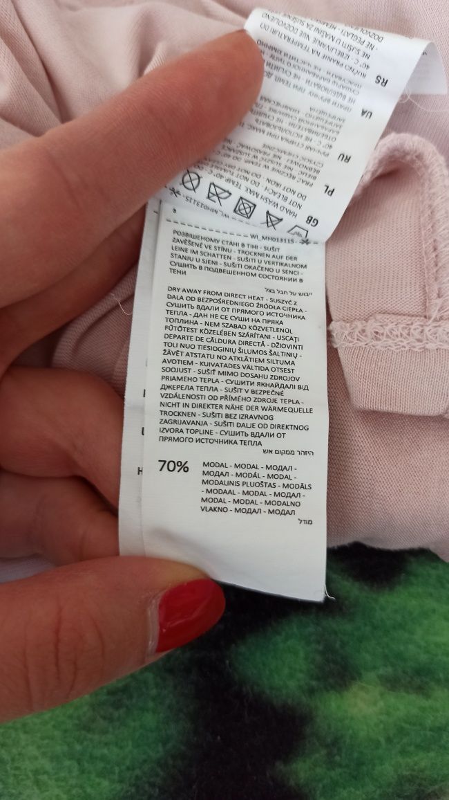 Jasnoróżowa bluzka Mohito
