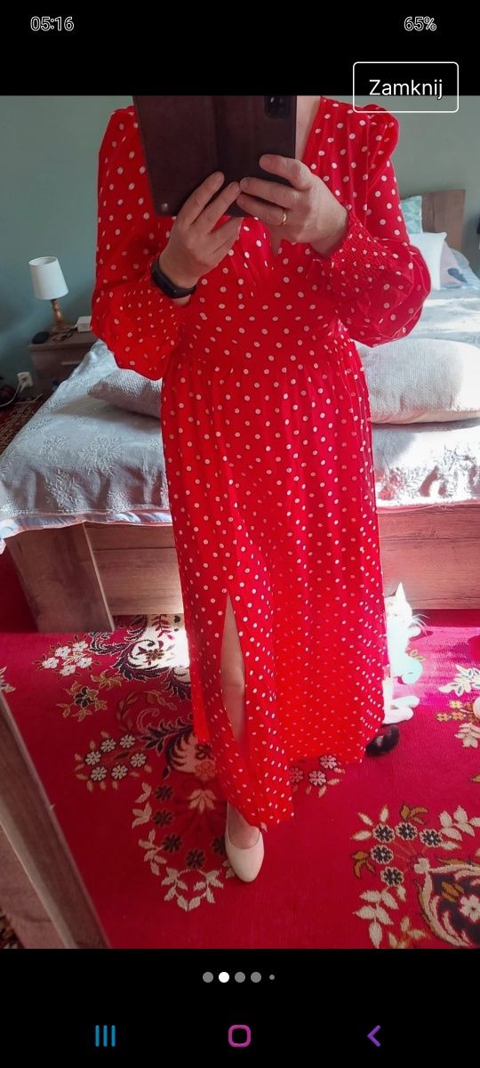 Czerwona sukienka w kropki xl/xxl
