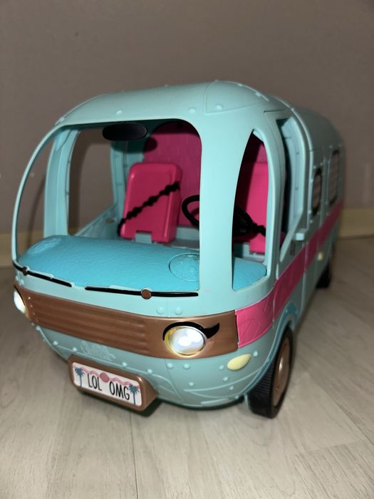 Автобус іграшковий LOL Surprise