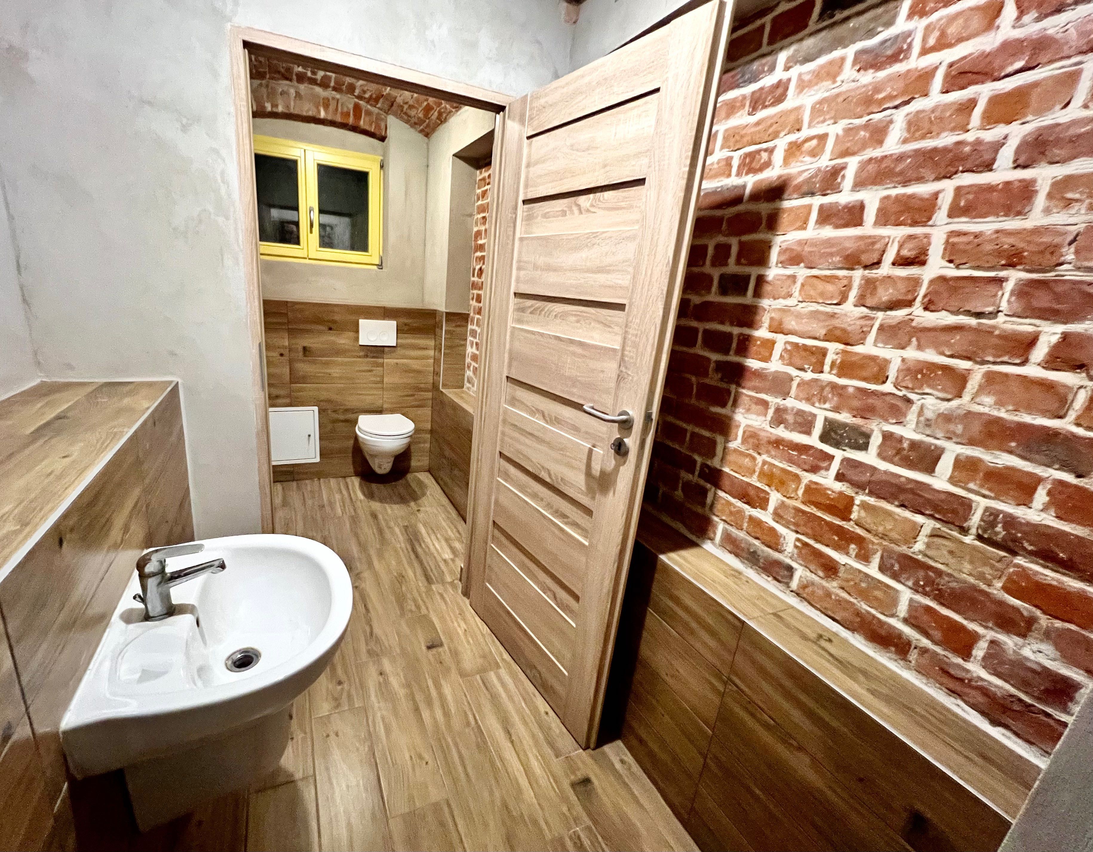 Dwupoziomowy lokal 240m2 w centrum Olsztyna do wynajęcia