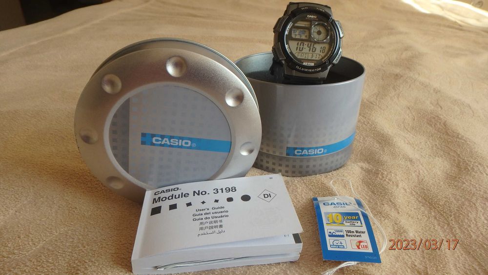 Zegarek męski, młodzieżowy CASIO AE-1000W 1BVDF World Time + puszka.