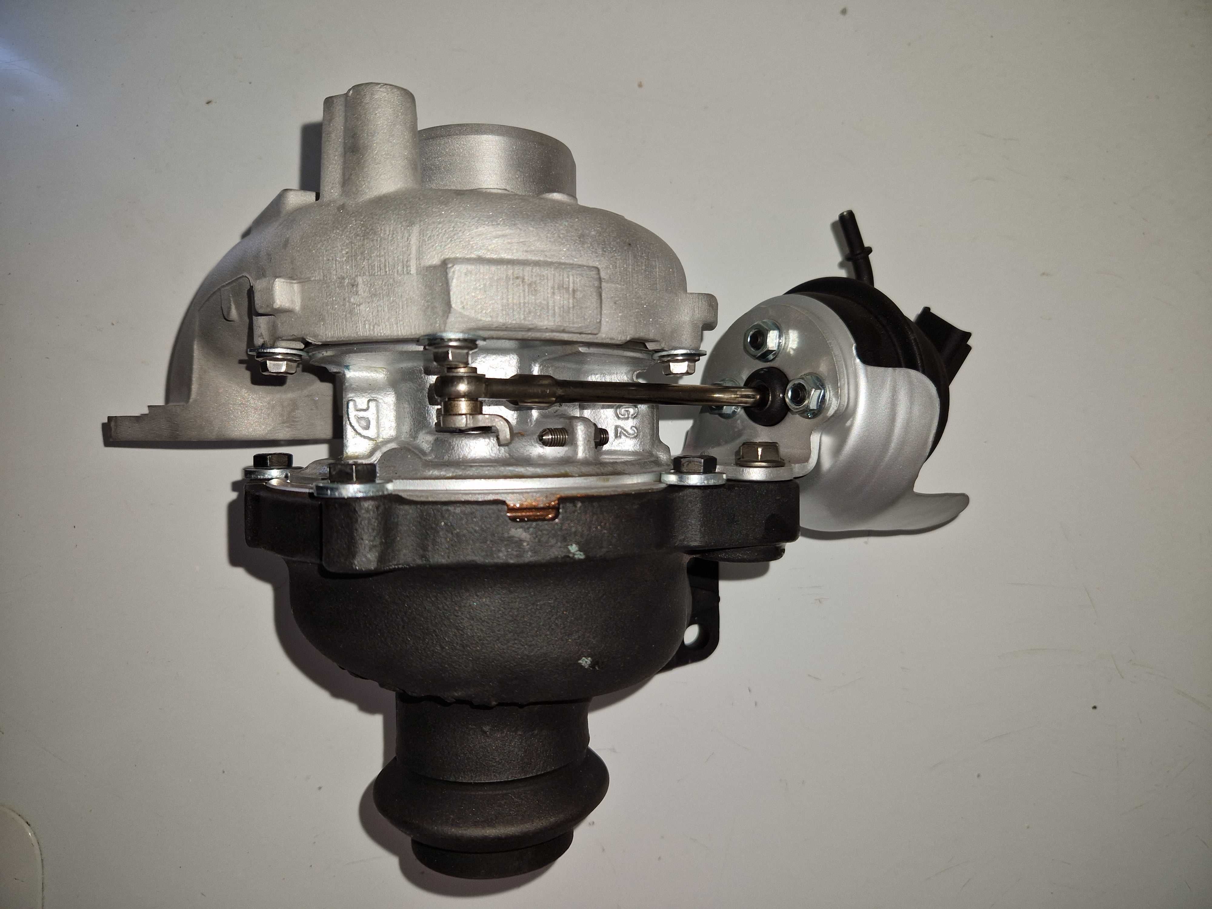 Turbo Citroen Ford Peugeot Volvo 1.6 HDI TDCI GTC1244vz