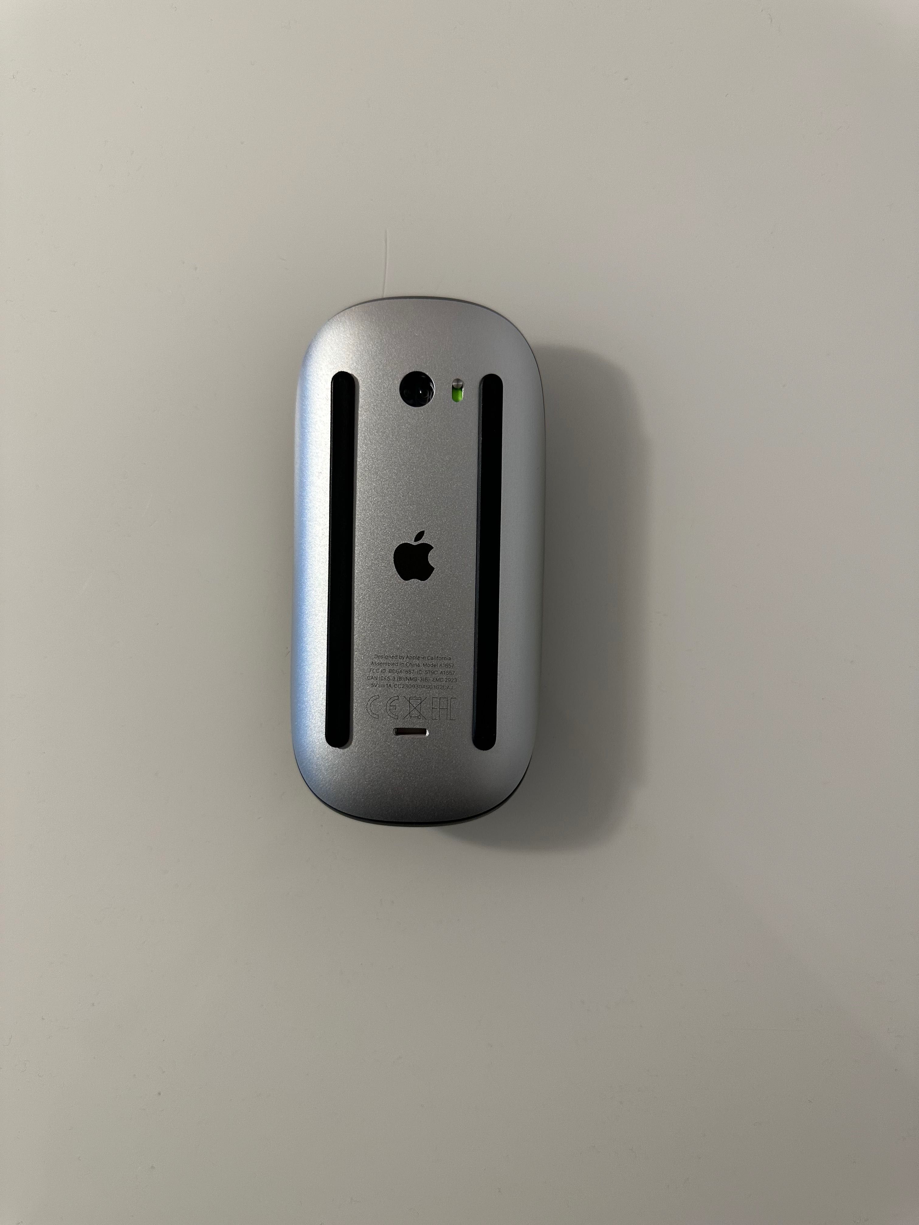 Apple Magic Mouse (Preto)