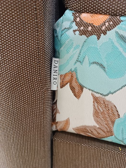 Диван від фірми Даніро