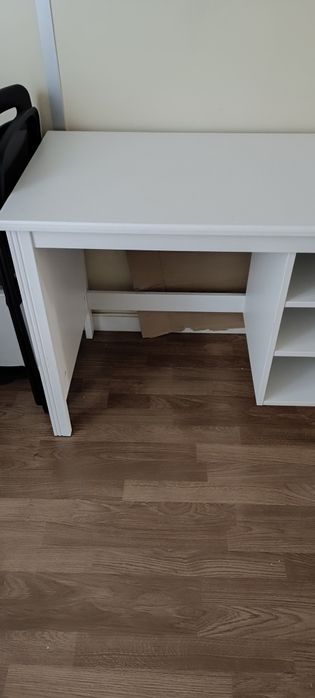 Vendo secretária IKEA como nova