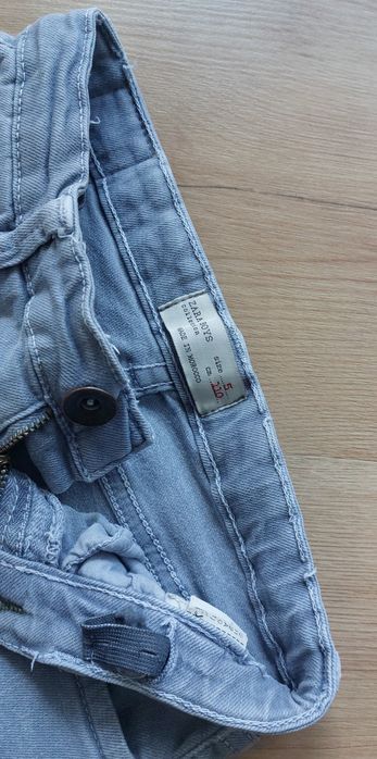 Spodnie jensy szare 110 Zara boys dżinsy elastyczne