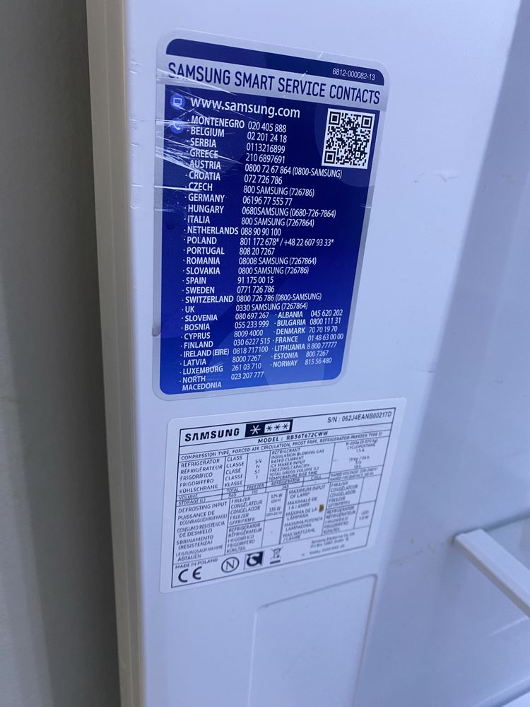 Frigorífico com congelador Samsung, excelente estado