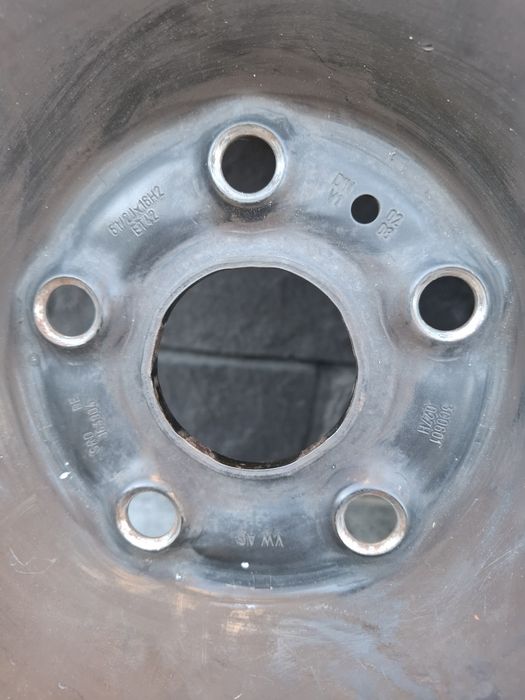 5/112/15комплект в зборі з volkswagen з зимовою резиною