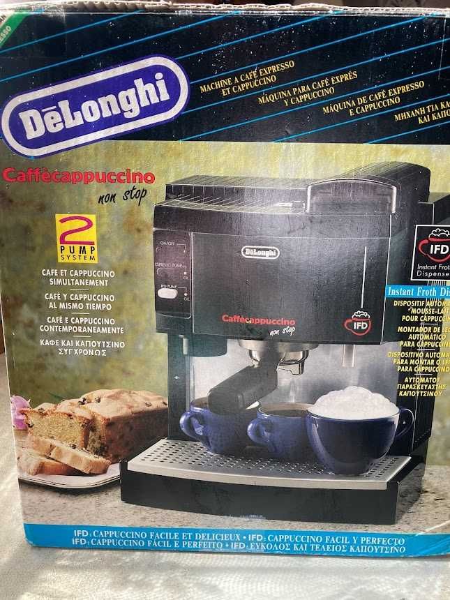 Ekspres ciśnieniowy kolbowy 15 bar DeLonghi BAR-M 110 spieniacz mleka