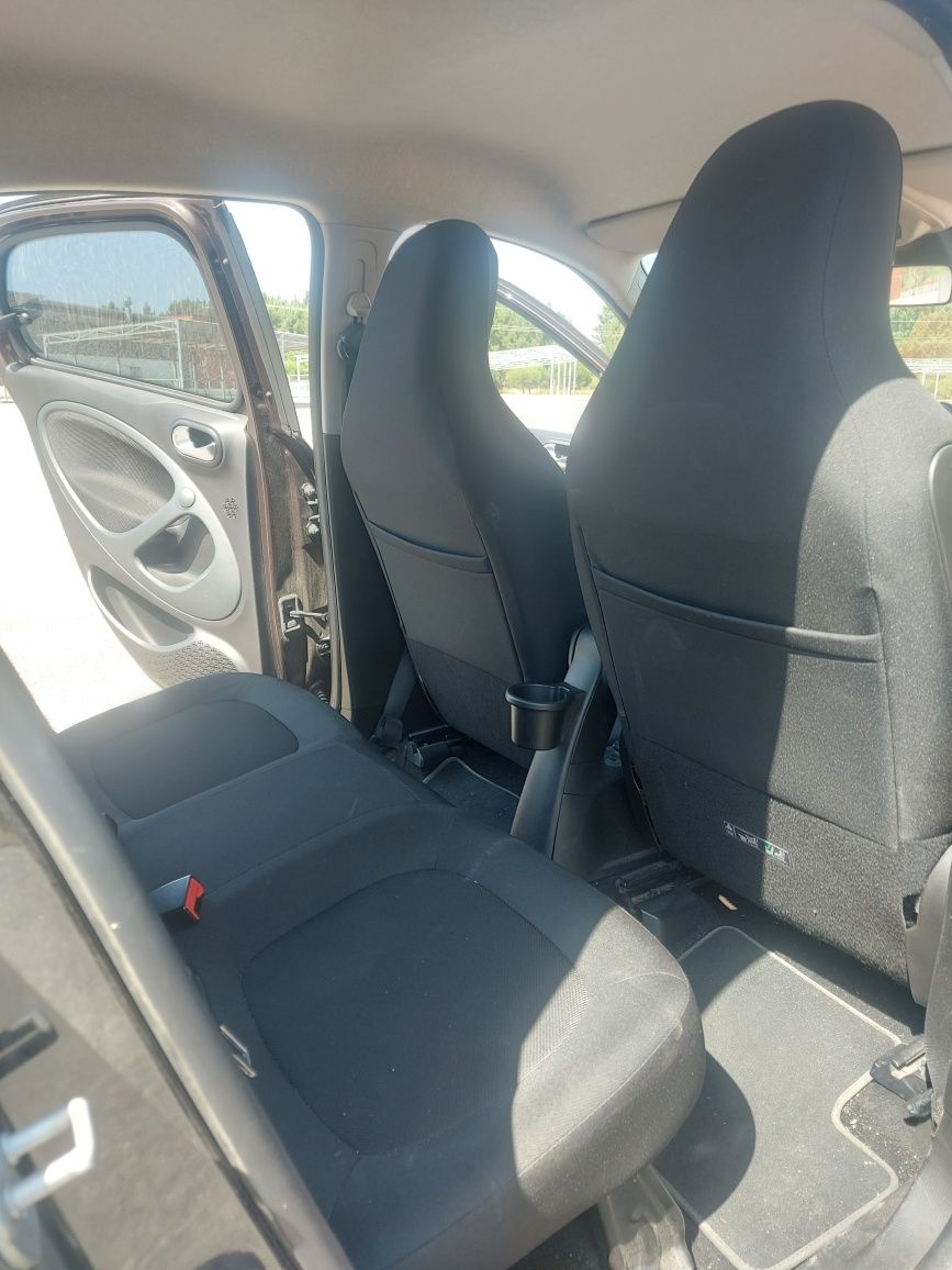 Smart FourFour Elétrico