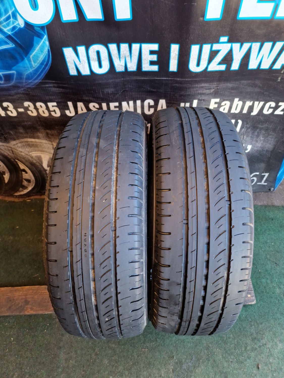 Opony letnie 215/60/17C Nokian wzmacniane Para