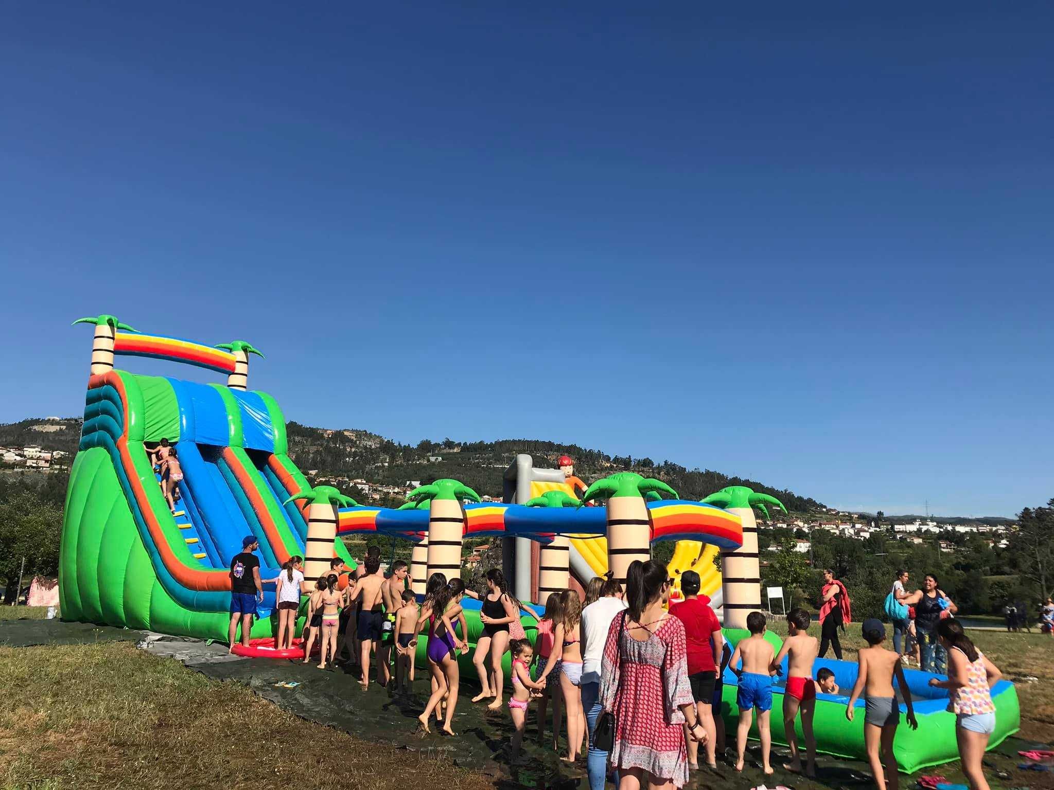 Festas da espuma / insufláveis aquáticos / surf mecânico