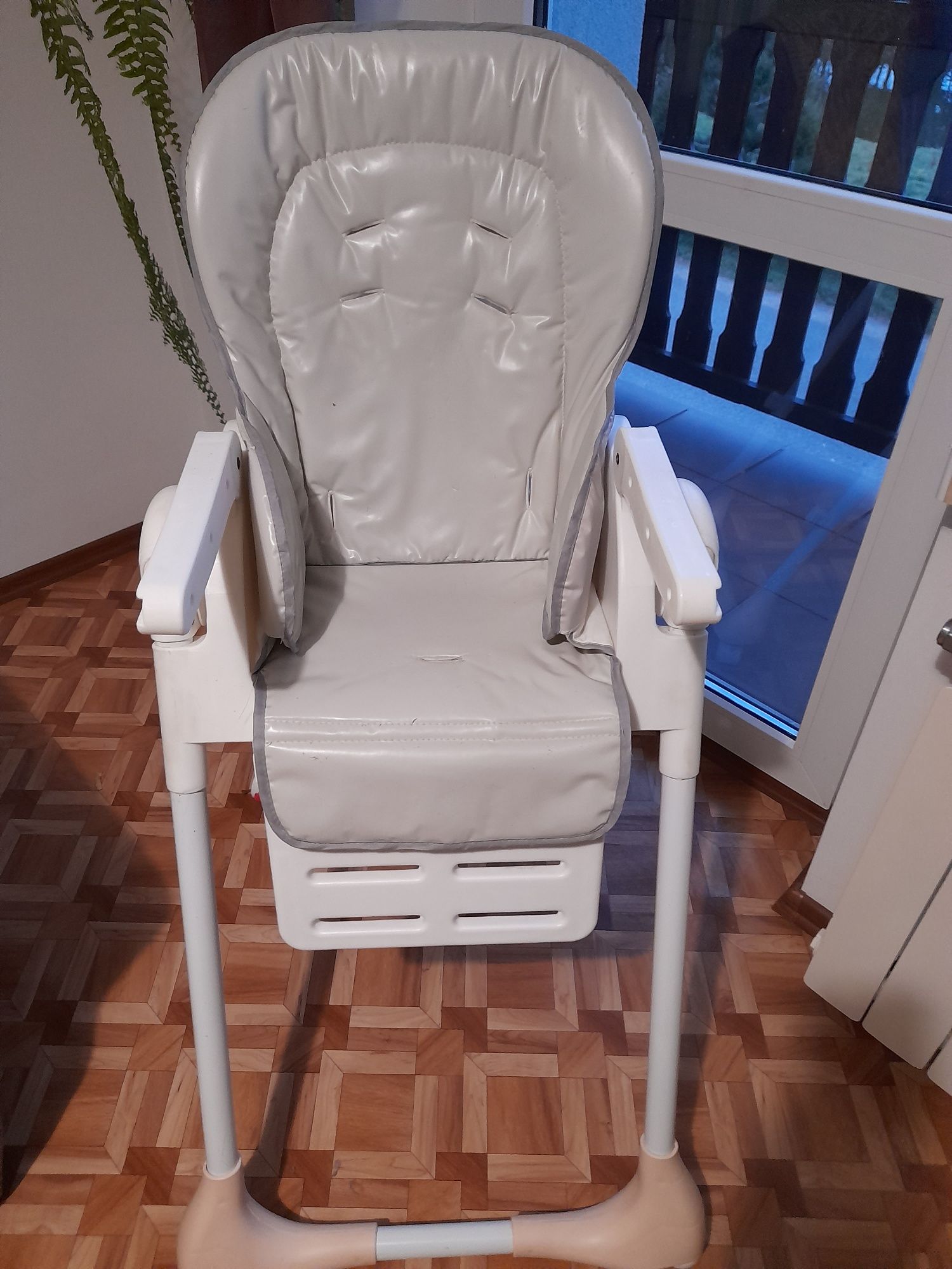 Krzesełko do karmienia