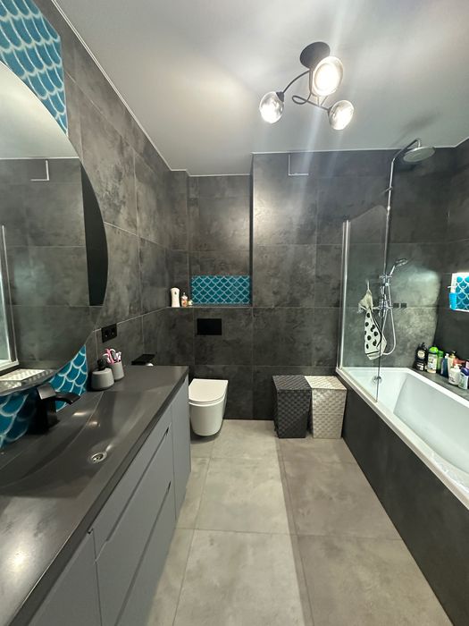 Продам повноцінну 2к квартиру з сучасним ремонтом