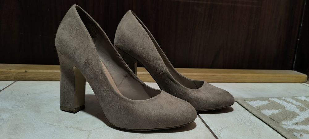 Szpilki obcasy czółenka New Look Wide Fit r. 37 brązowe beżowe