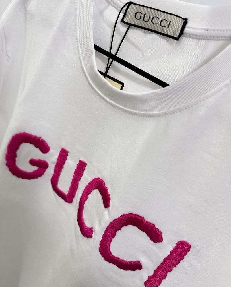 Футболка Gucci біла, молочна