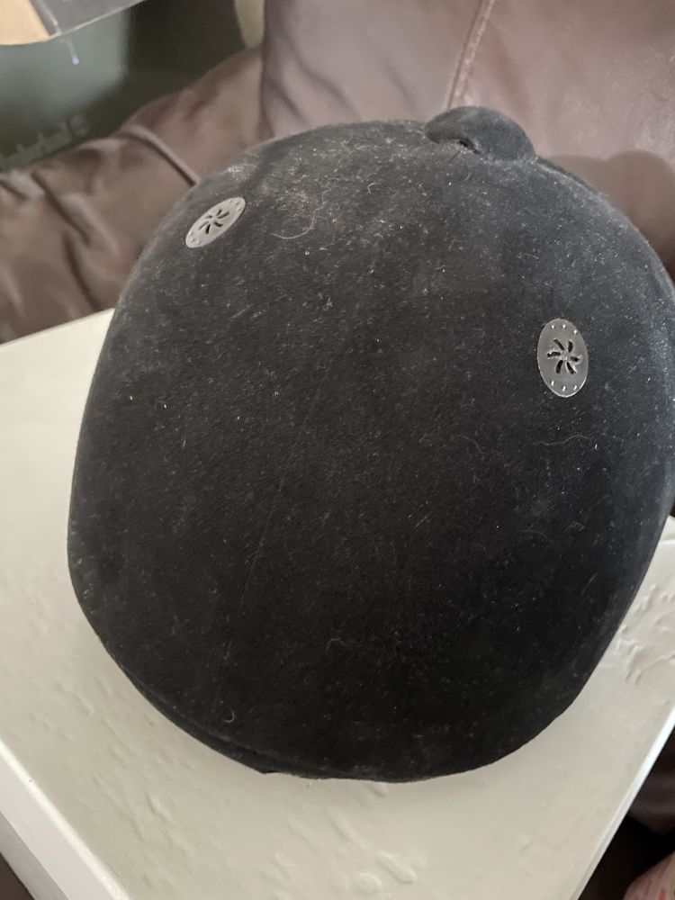 Kask jezdziecki Harry Hall 59 57