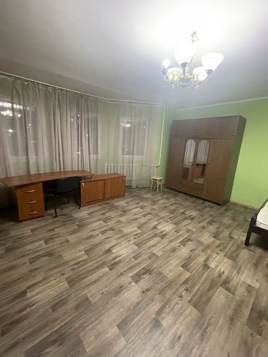 Сдам комнату по ул. Тростянецкая , метро Позняки