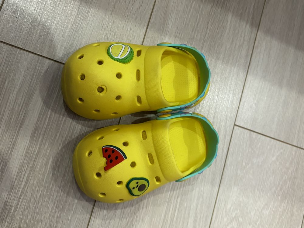 Crocs кроксы, резиновые тапочки