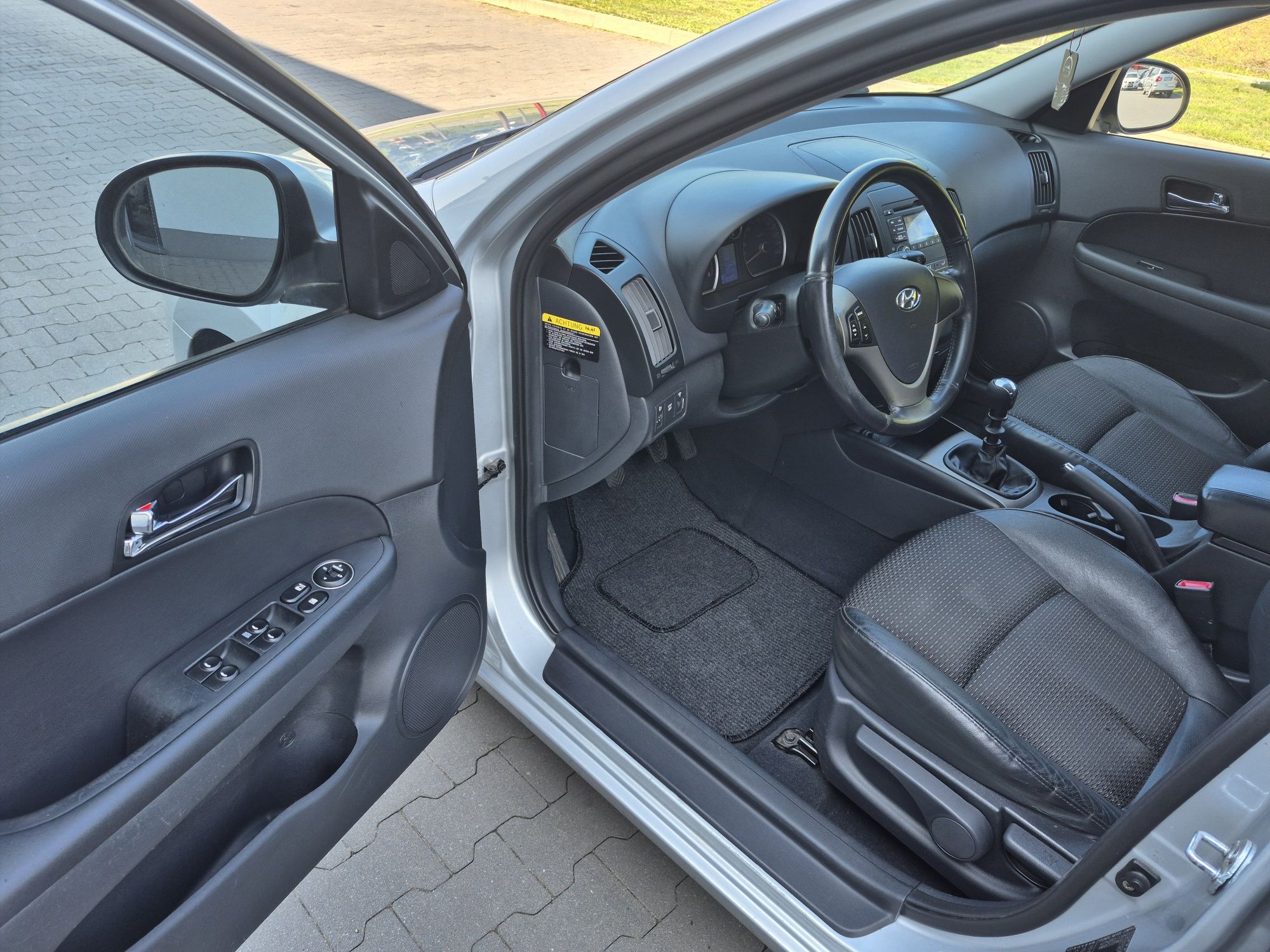 Hyundai i30*2007/9*1.6*Benzyna*Klima